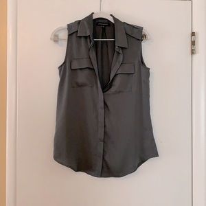 Banana republic metallic gray sleeveless top